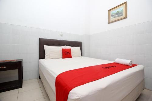 Депок: Setra House