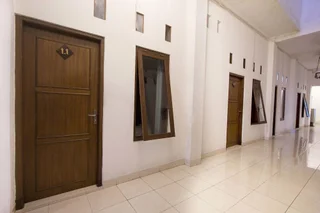 Депок: Setra House