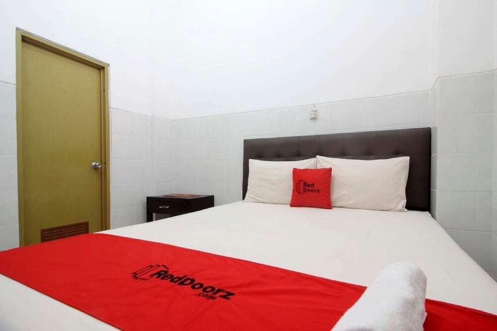 Депок: Setra House