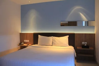 Сурабая: Zoom Hotels