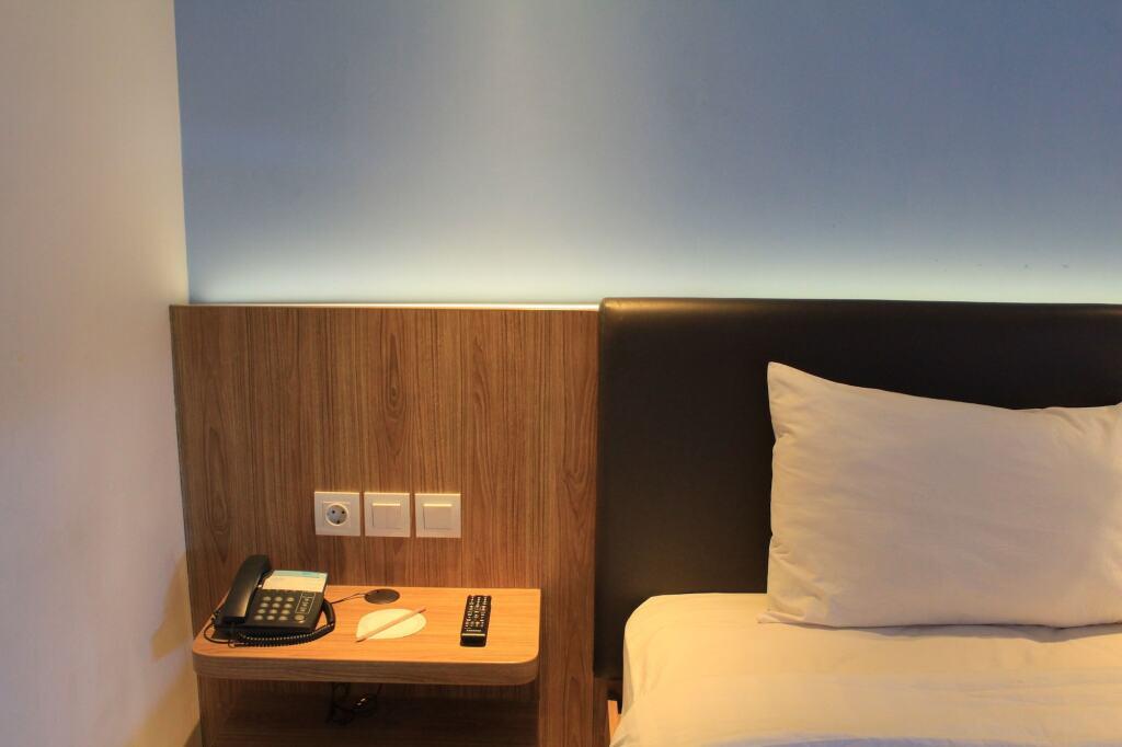 Сурабая: Zoom Hotels