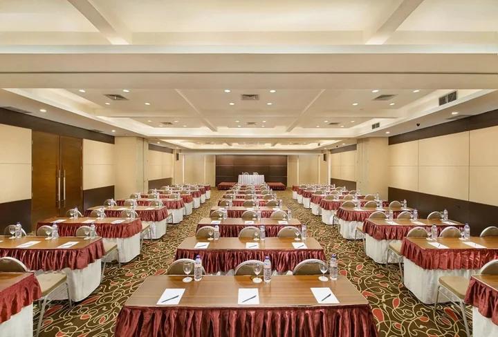 Маланг: Grand Cakra Hotel