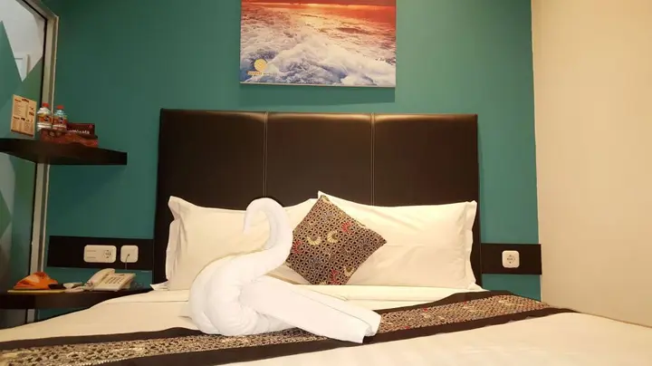 Депок: Sunrise Hotel Jogja