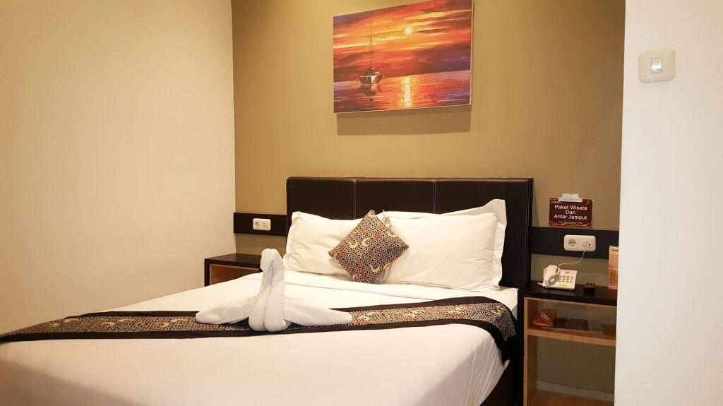 Депок: Sunrise Hotel Jogja