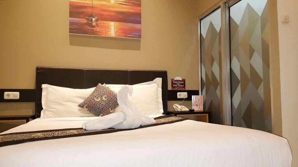 Депок: Sunrise Hotel Jogja