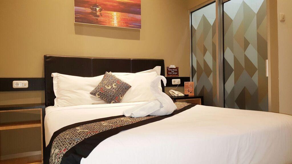 Депок: Sunrise Hotel Jogja