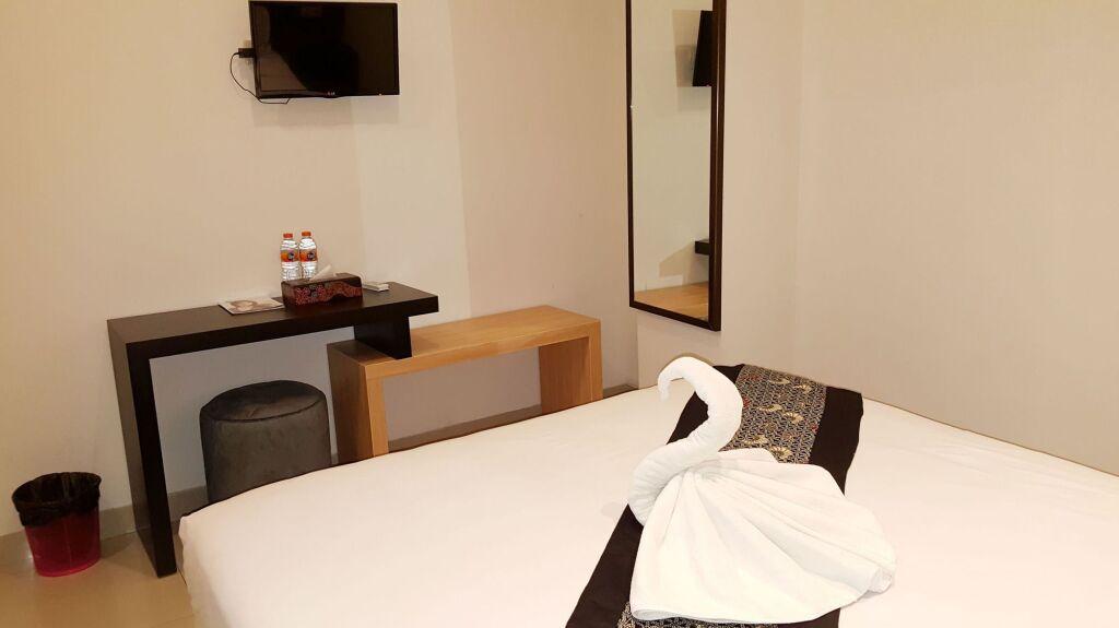 Депок: Sunrise Hotel Jogja