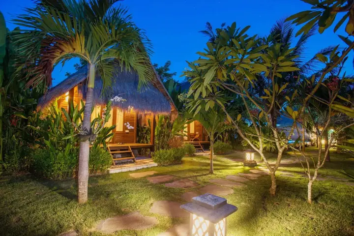 Лембонган-Айленд: TS Hut Lembongan