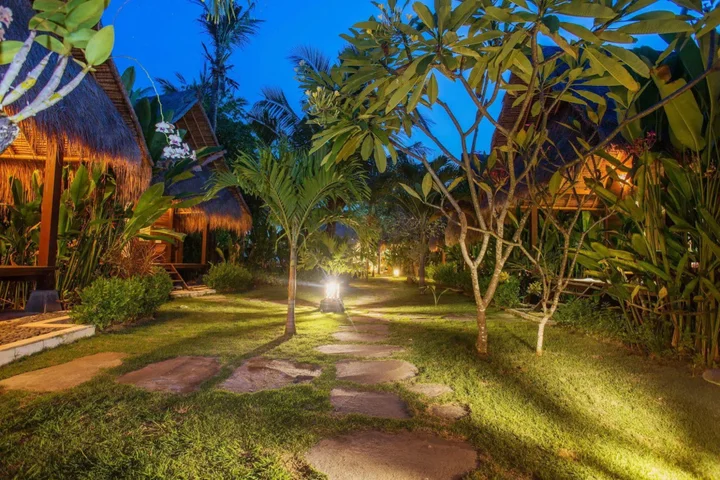 Лембонган-Айленд: TS Hut Lembongan