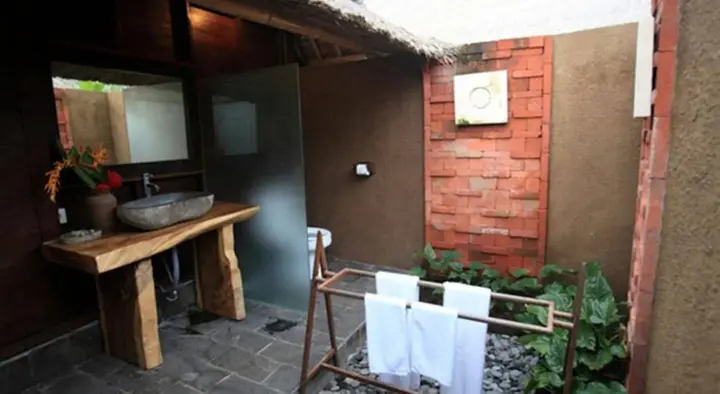 Лембонган-Айленд: TS Hut Lembongan