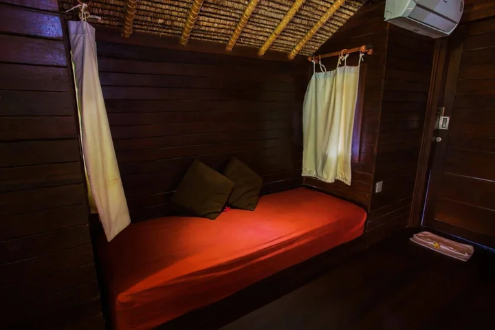 Лембонган-Айленд: TS Hut Lembongan