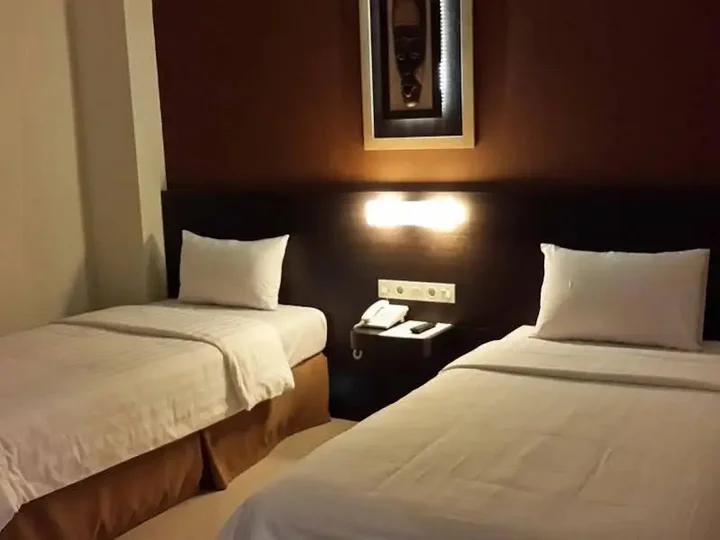 Соронг: The Waigo Hotel