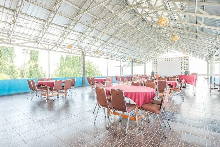 Палу: Amazing City Beach Resort