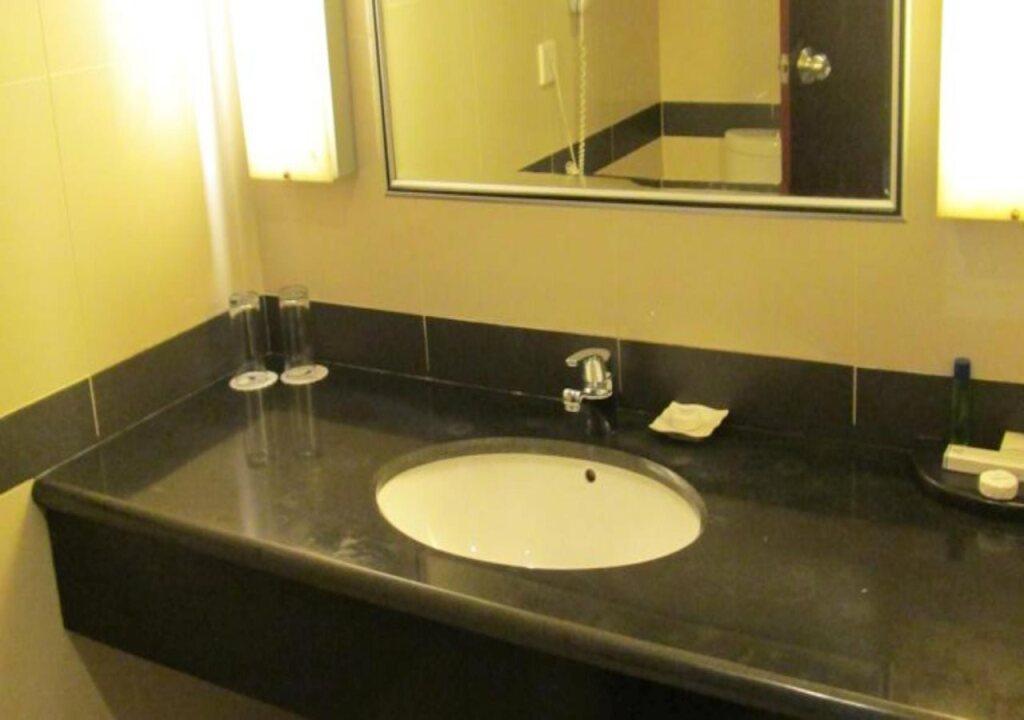 Баликпапан: Hotel Menara Bahtera