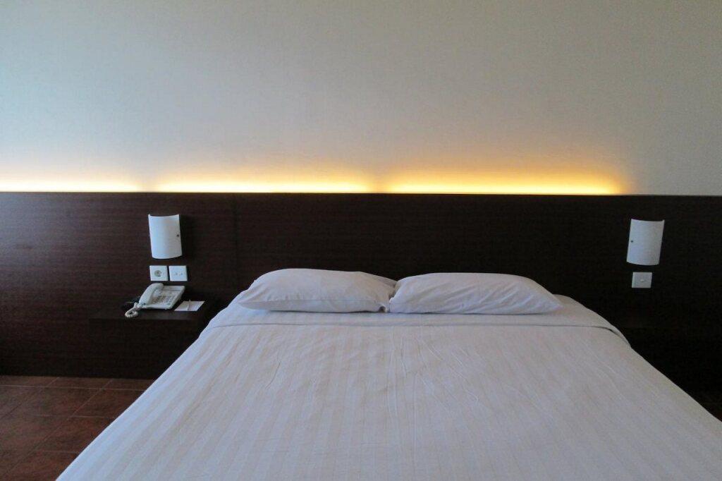 Баликпапан: Capital O 1735 Adika Bahtera Hotel
