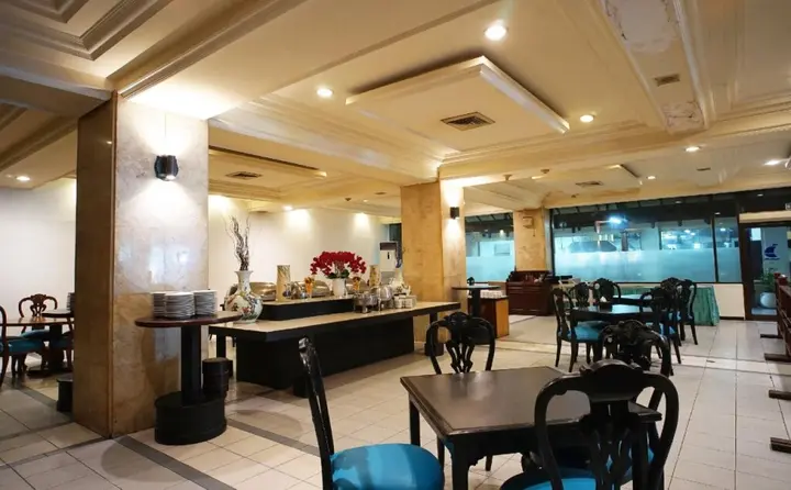 Баликпапан: Capital O 1735 Adika Bahtera Hotel