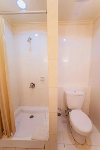 Баликпапан: Capital O 1735 Adika Bahtera Hotel