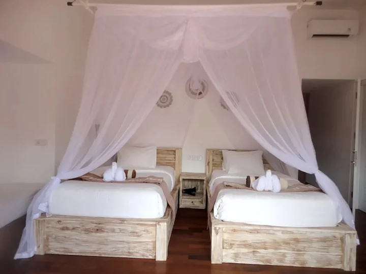 Лембонган-Айленд: Mushroom Bay Villas Hut