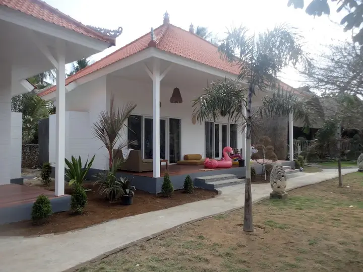 Лембонган-Айленд: Mushroom Bay Villas Hut