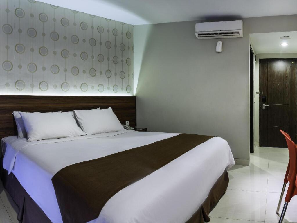 Сурабая: Hotel New Coklat