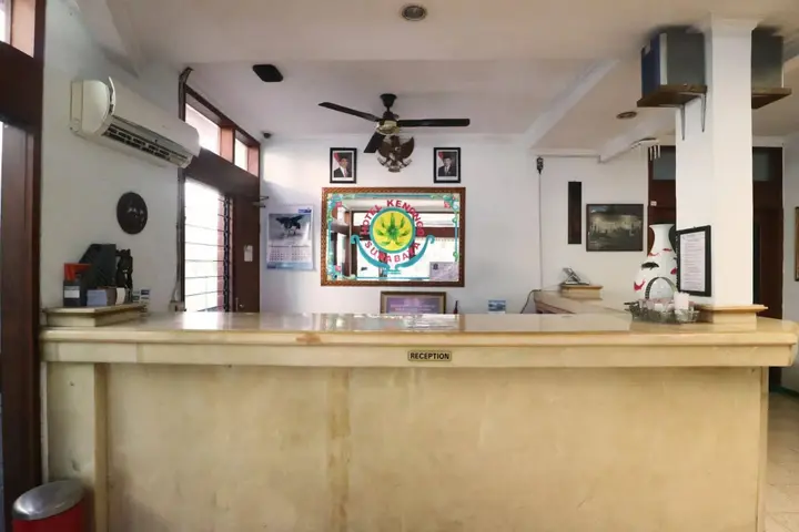 Сурабая: Hotel Kenongo Surabaya