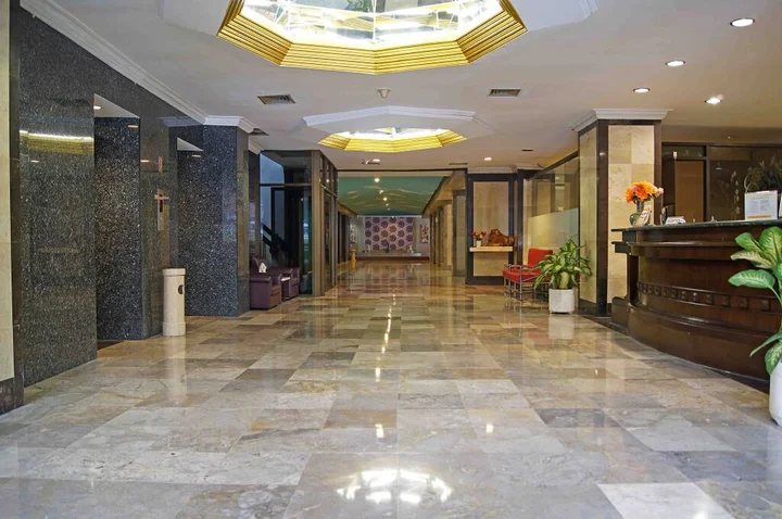 Сурабая: Hotel Grand Surabaya
