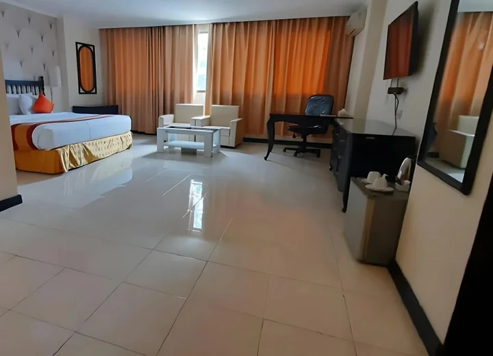 Сурабая: Hotel Grand Surabaya