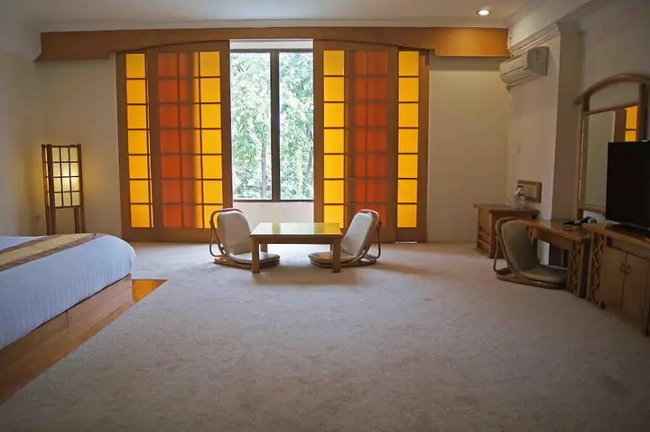Сурабая: Hotel Grand Surabaya