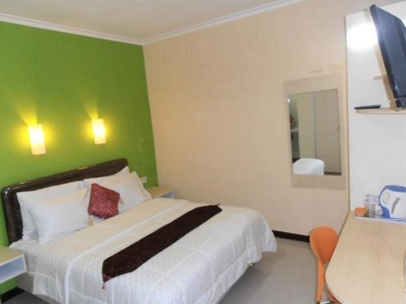 Сурабая: Sentosa Homestay