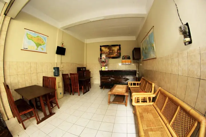 Кута: Gong Corner Guest House 2