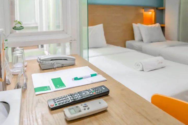 Джакарта: LeGreen Suite Poso