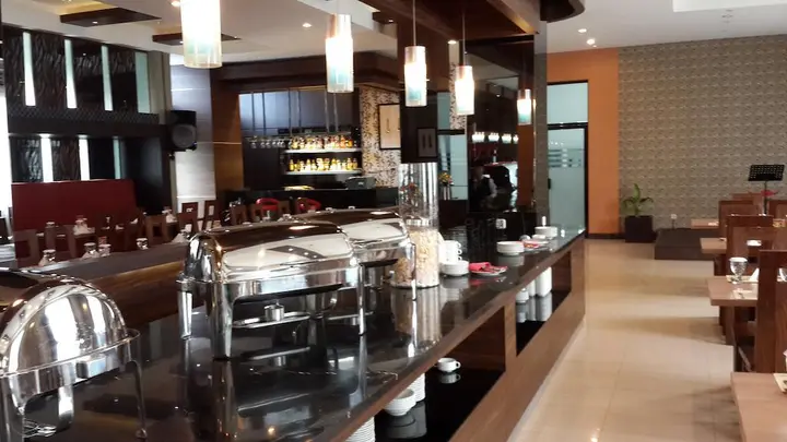 Банджанбару: Hotel Roditha Banjarbaru