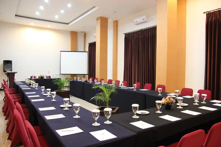 Банджанбару: Hotel Roditha Banjarbaru