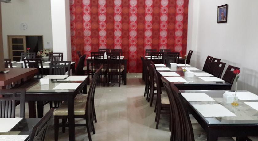Банджанбару: Hotel Ratu Elok