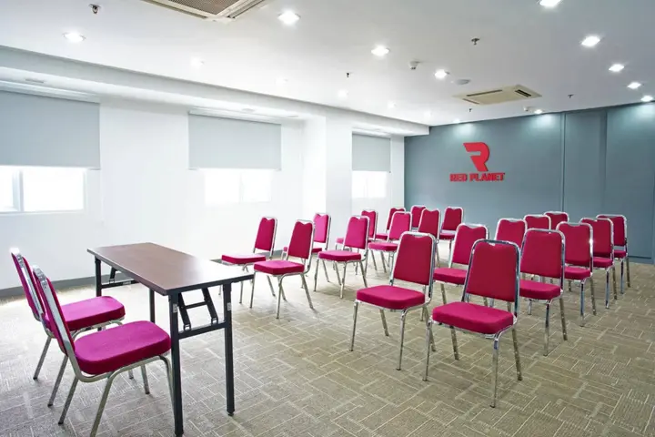 Палембанг: Red Planet Palembang