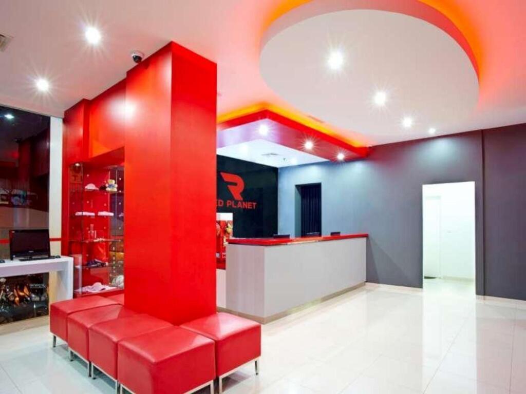 Палембанг: Red Planet Palembang