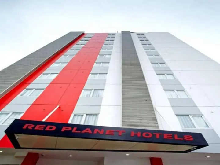 Палембанг: Red Planet Palembang
