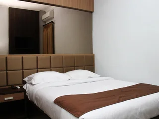 Суракарта: Dinasty Smart Hotel