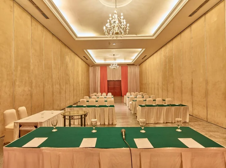 Тангеранг: Istana Nelayan Hotel & Convention Powered by Archipelago