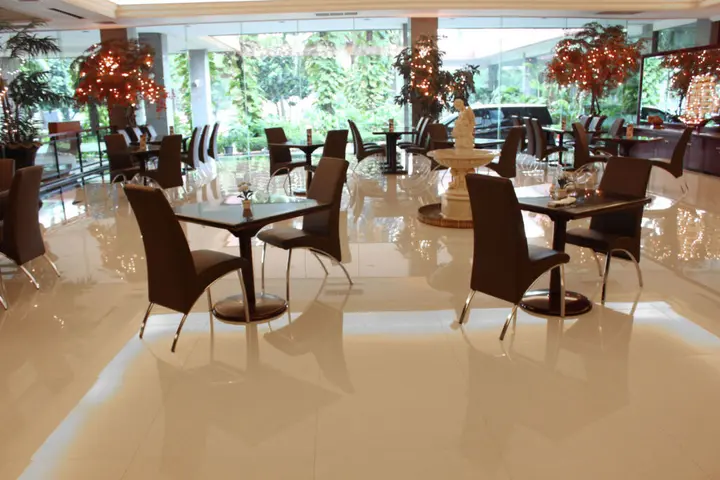 Тангеранг: Istana Nelayan Hotel & Convention Powered by Archipelago