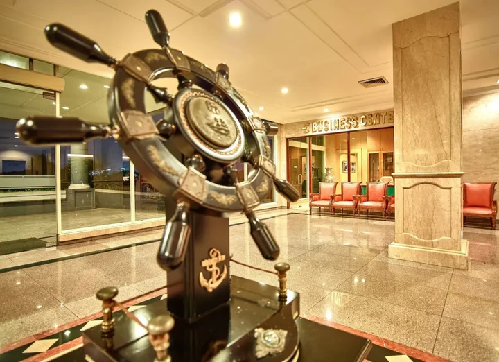 Тангеранг: Istana Nelayan Hotel & Convention Powered by Archipelago