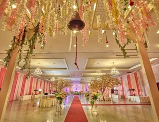 Тангеранг: Istana Nelayan Hotel & Convention Powered by Archipelago
