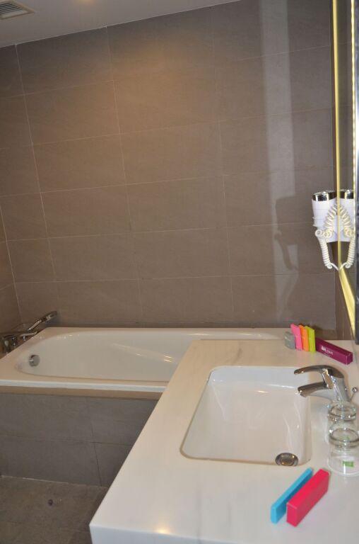 Тангеранг: ibis Styles Jakarta Airport