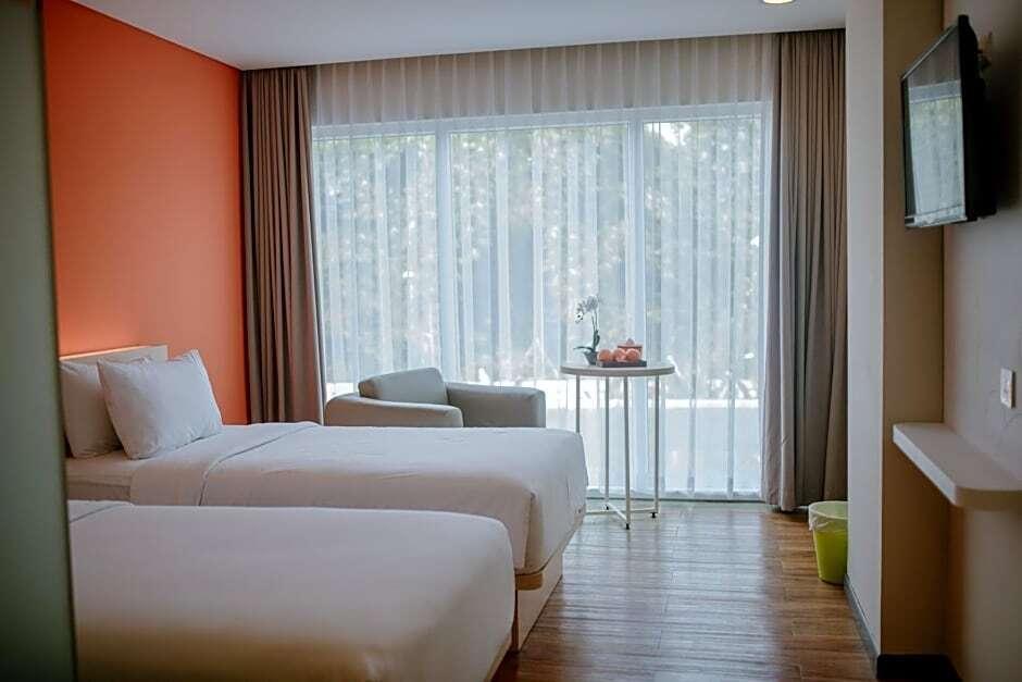 Сукабуми: The Bountie Hotel And Convention Centre Sukabumi