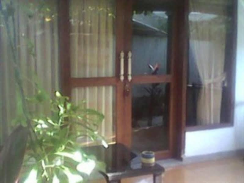 Гили Траванган: Pitara Cottage