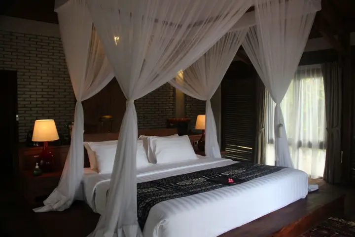 carousel image 5