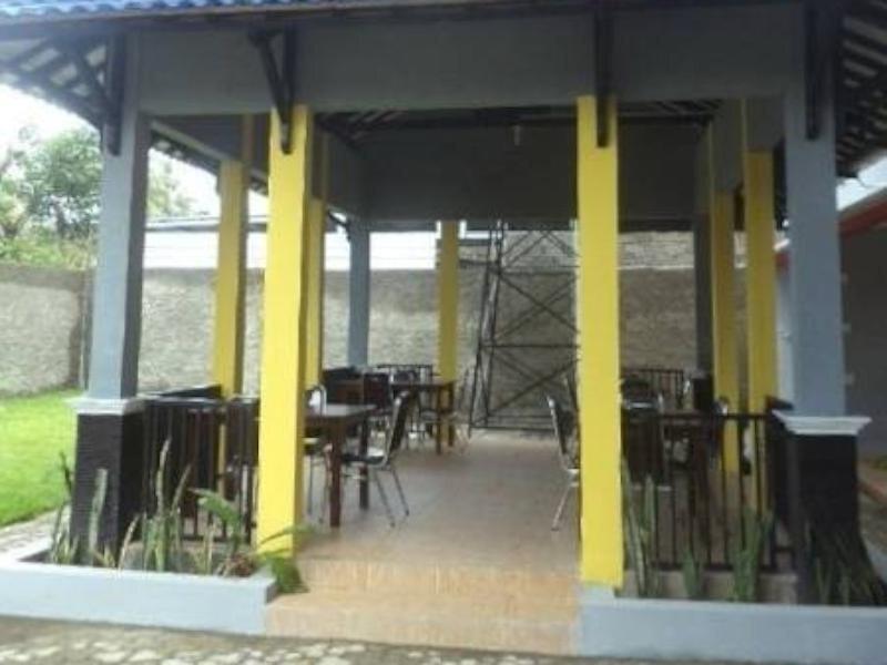 Боробудур: Borobudur Village Inn