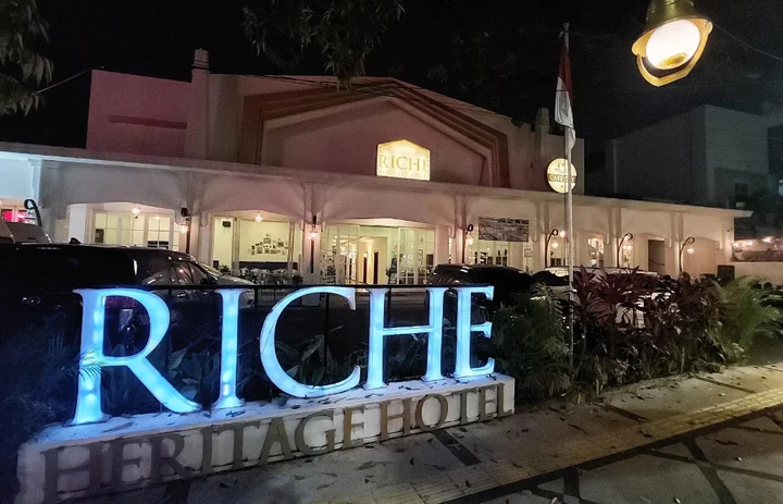 Маланг: Riche Heritage Hotel