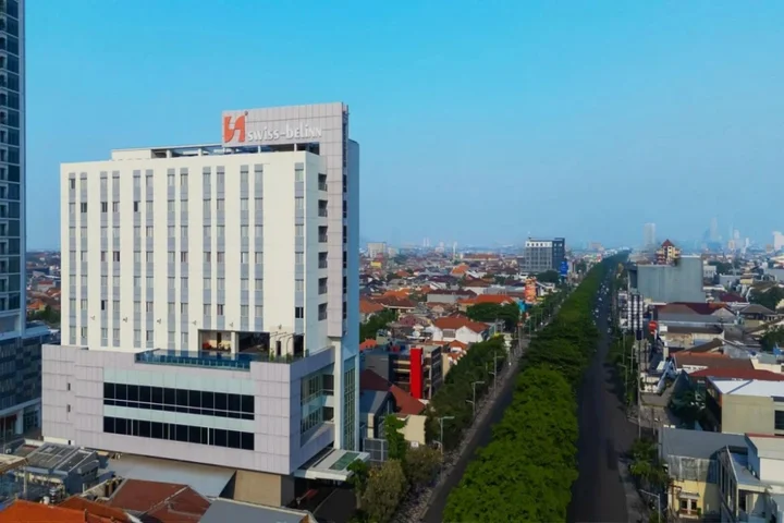 Сурабая: Swiss-Belinn Manyar