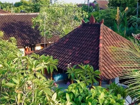 Кута: Sri Beach Inn